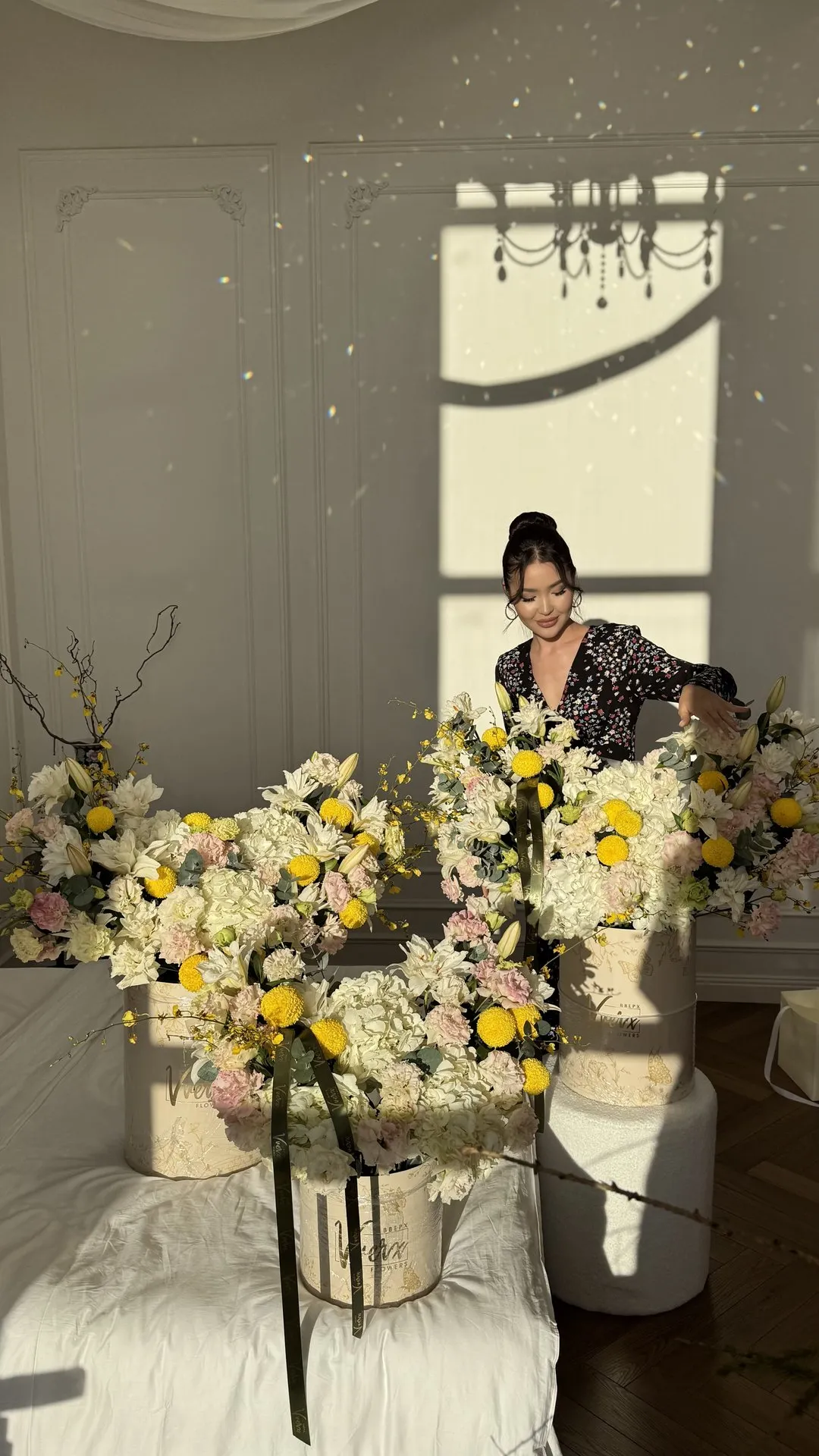 Букеты Vverx Flowers