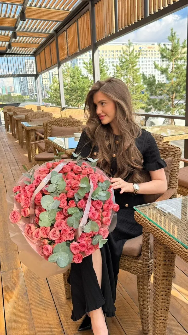 Букет Vverx Flowers 15