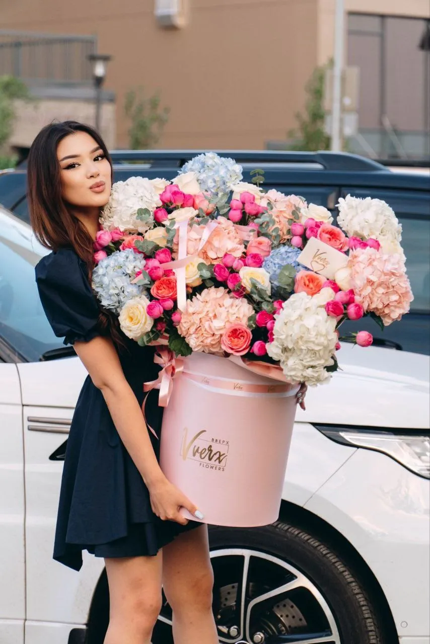 Букет Vverx Flowers 2