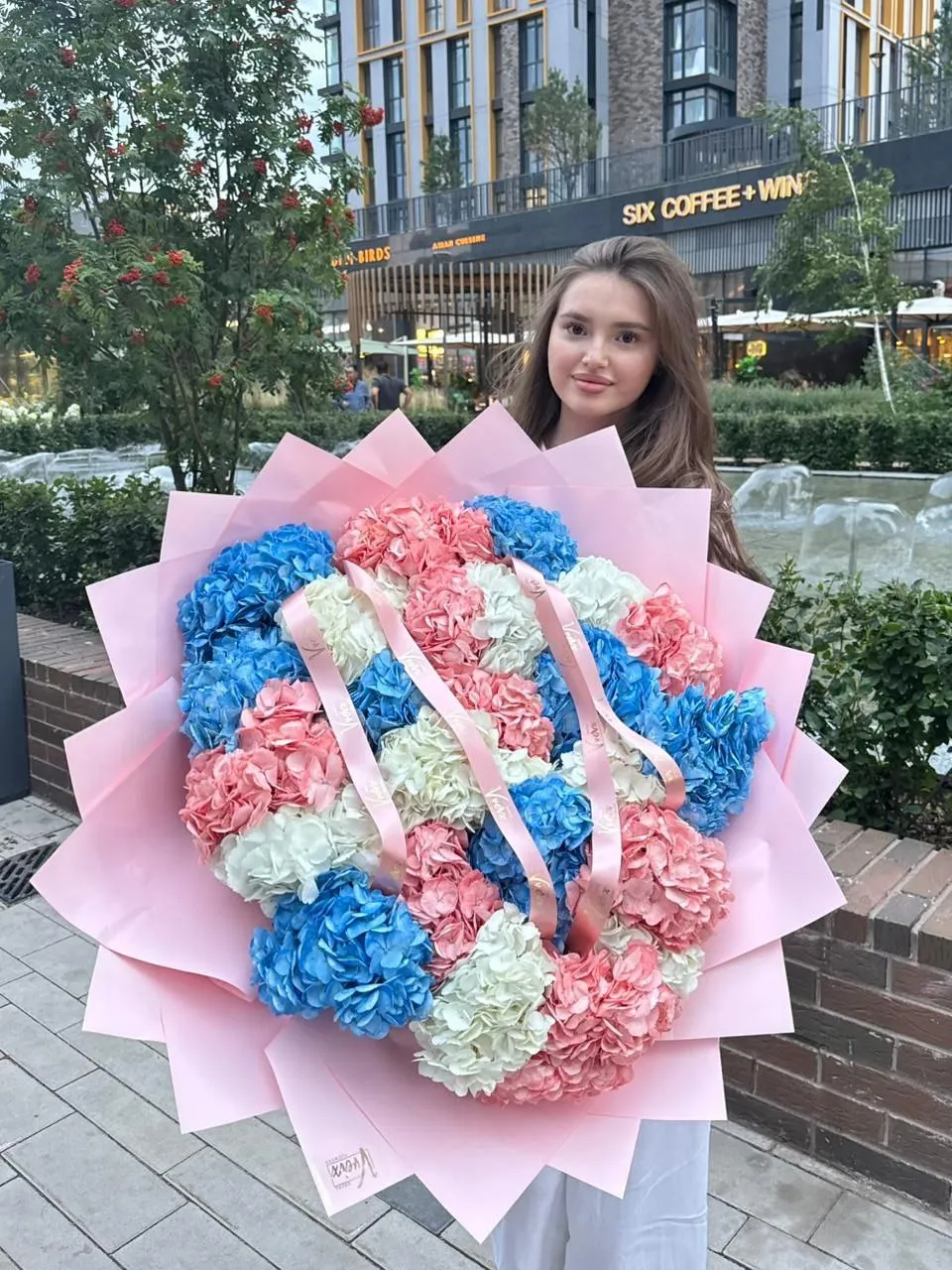 Букет Vverx Flowers 7