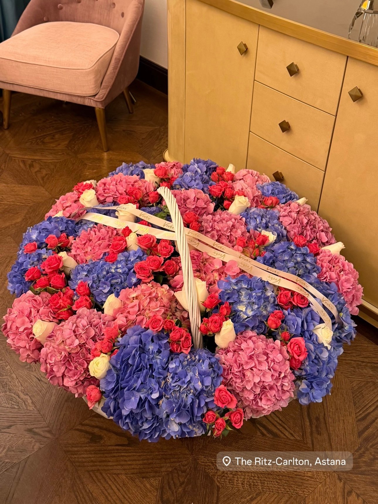 Букет Vverx Flowers 1