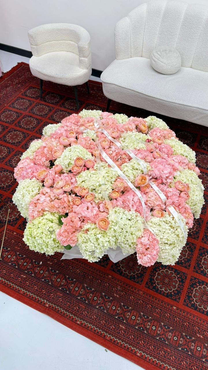 Букет Vverx Flowers 44